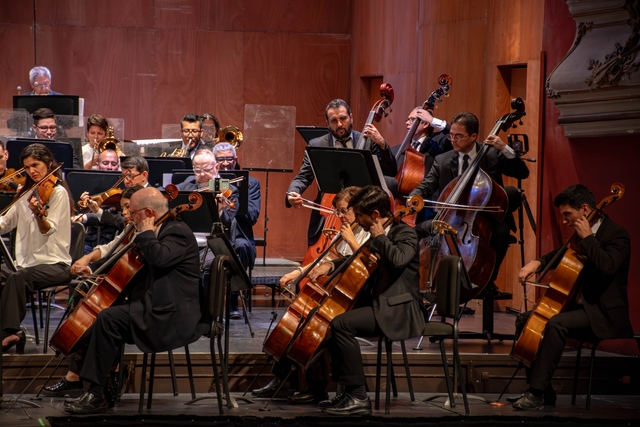 Un regalo para las madres: Una Noche en la Ópera Cómica de París