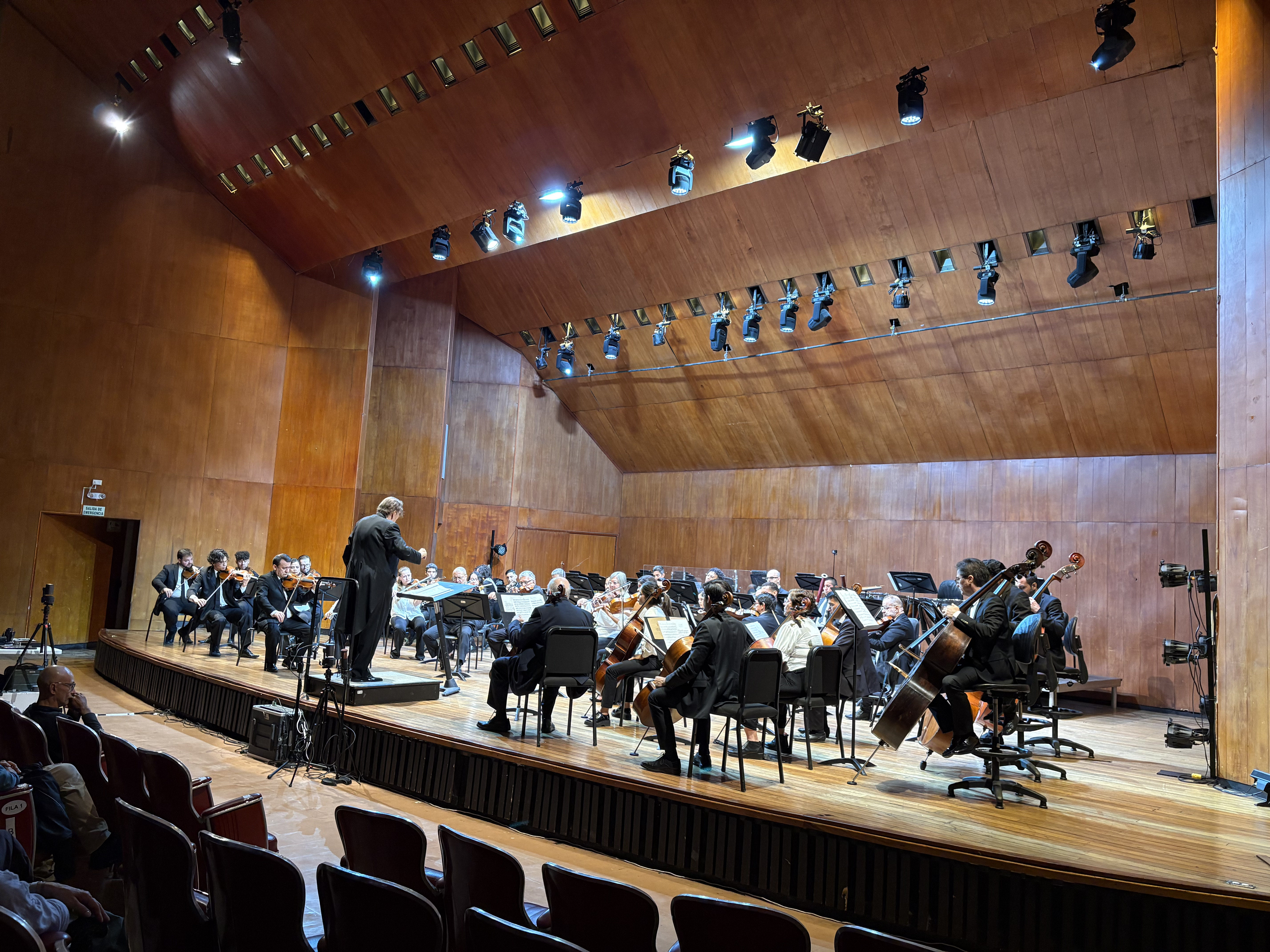 Metamorfosis Sonoras: un recorrido por la transformación del sonido en la Sala Beethoven